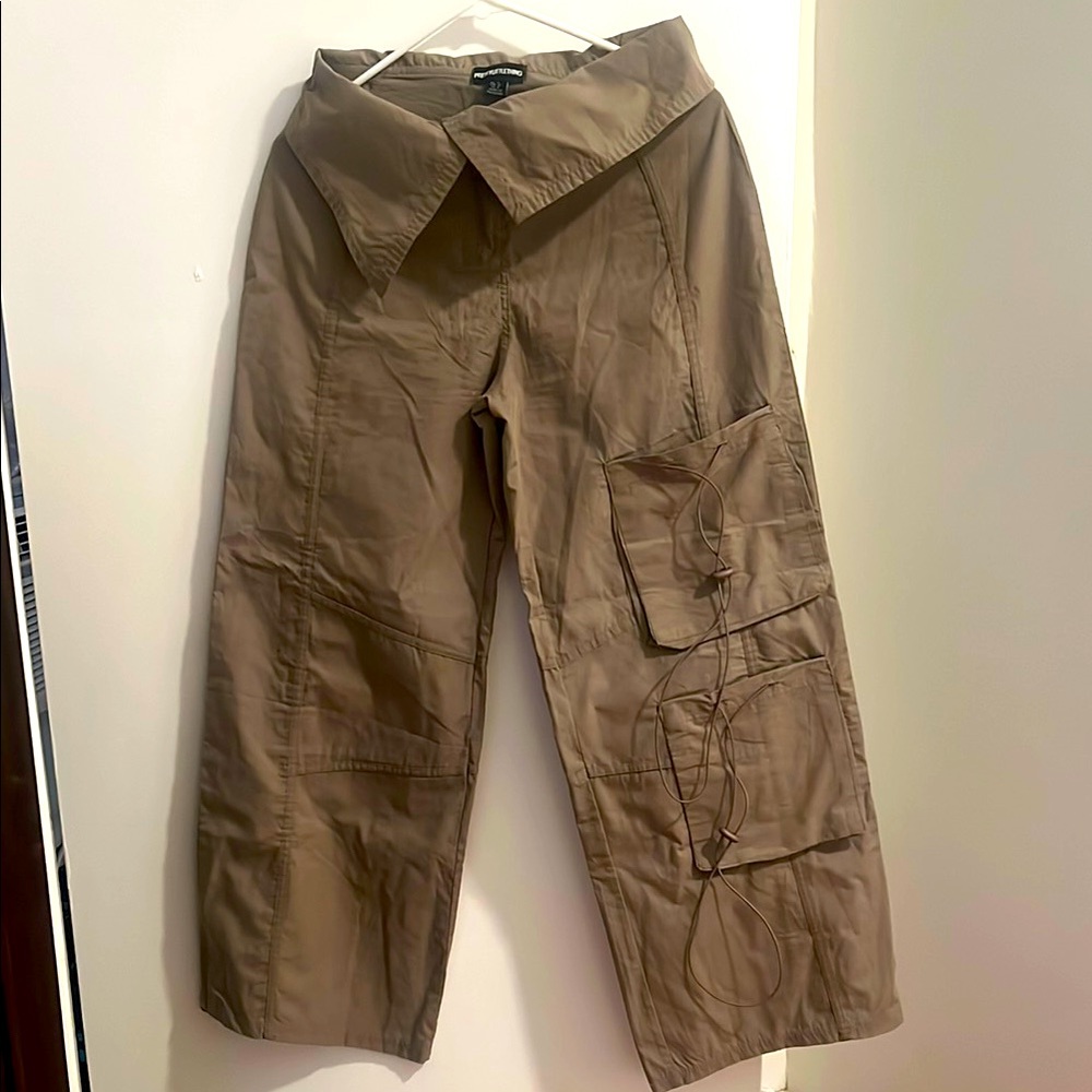 PLT baggy women’s cargo pants